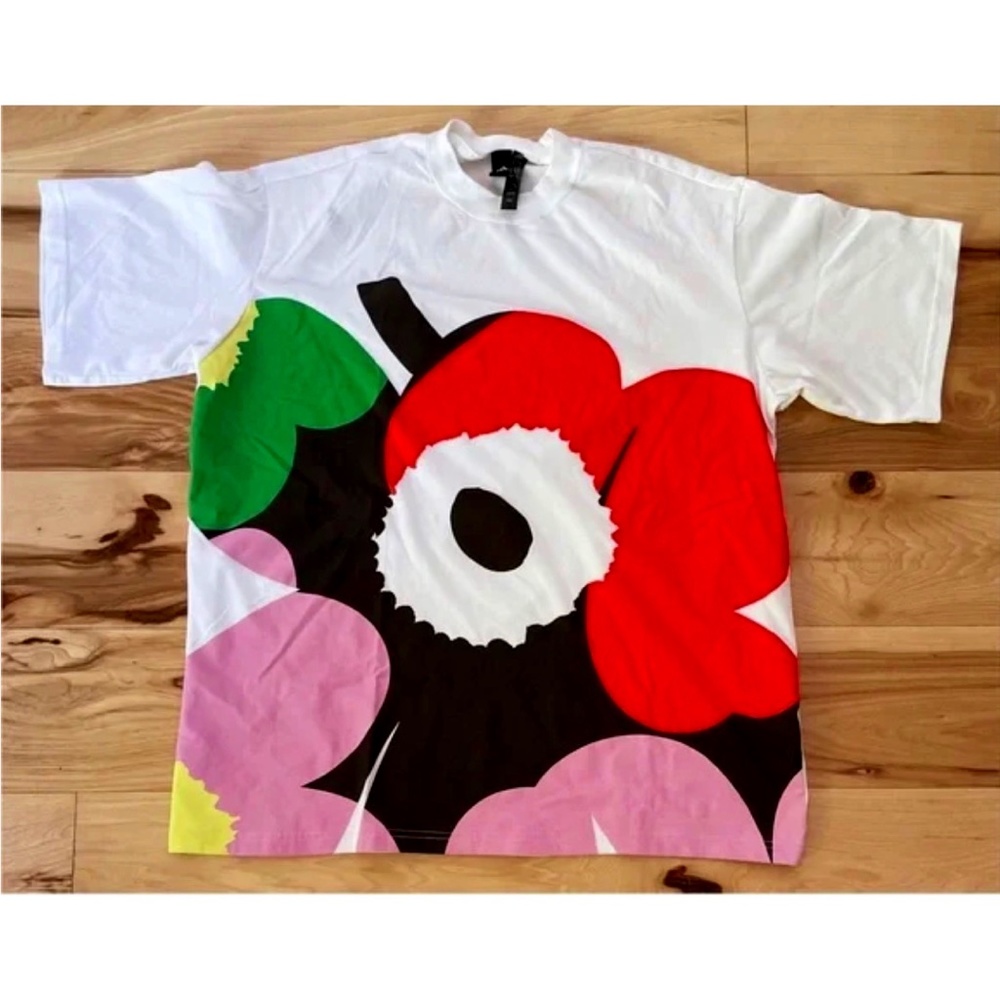 Marimekko Oversized Bright Floral Graphic Tee T-shirt, Size Large, Sold Out